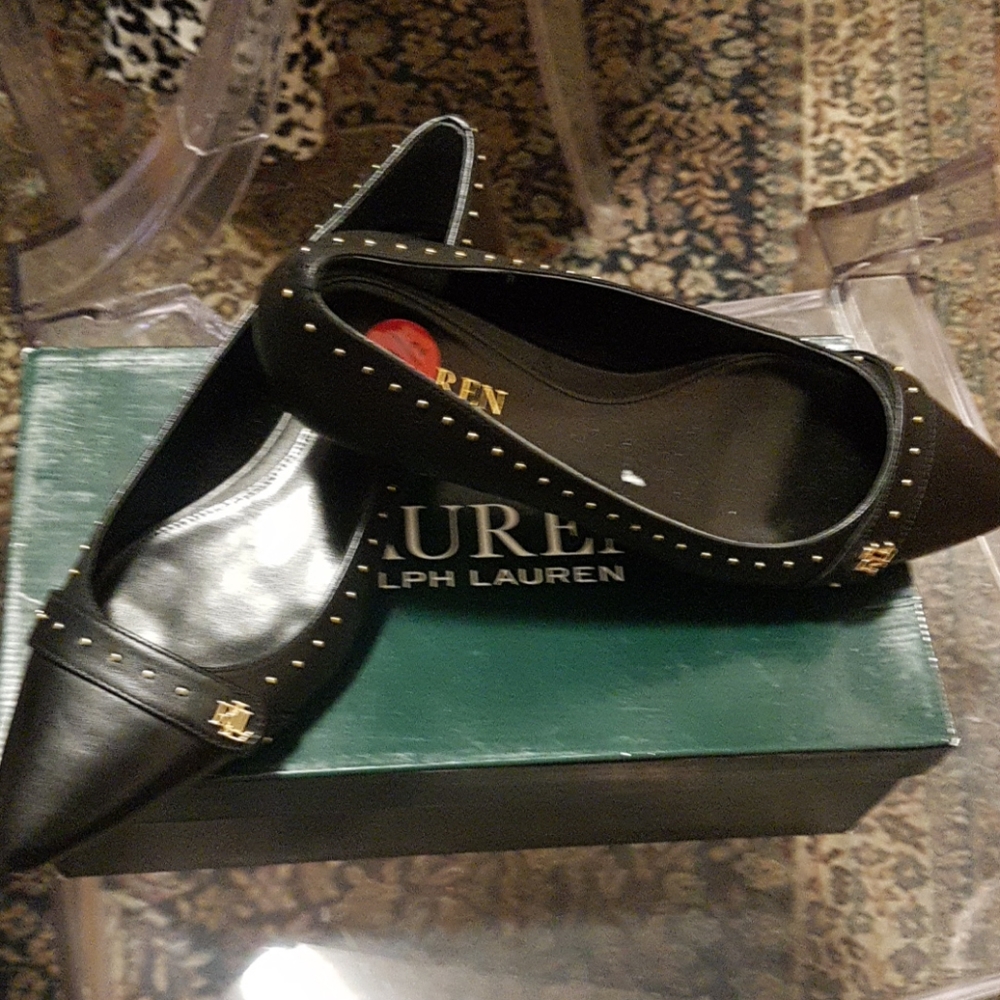 Luxurious Ralph Lauren Flats